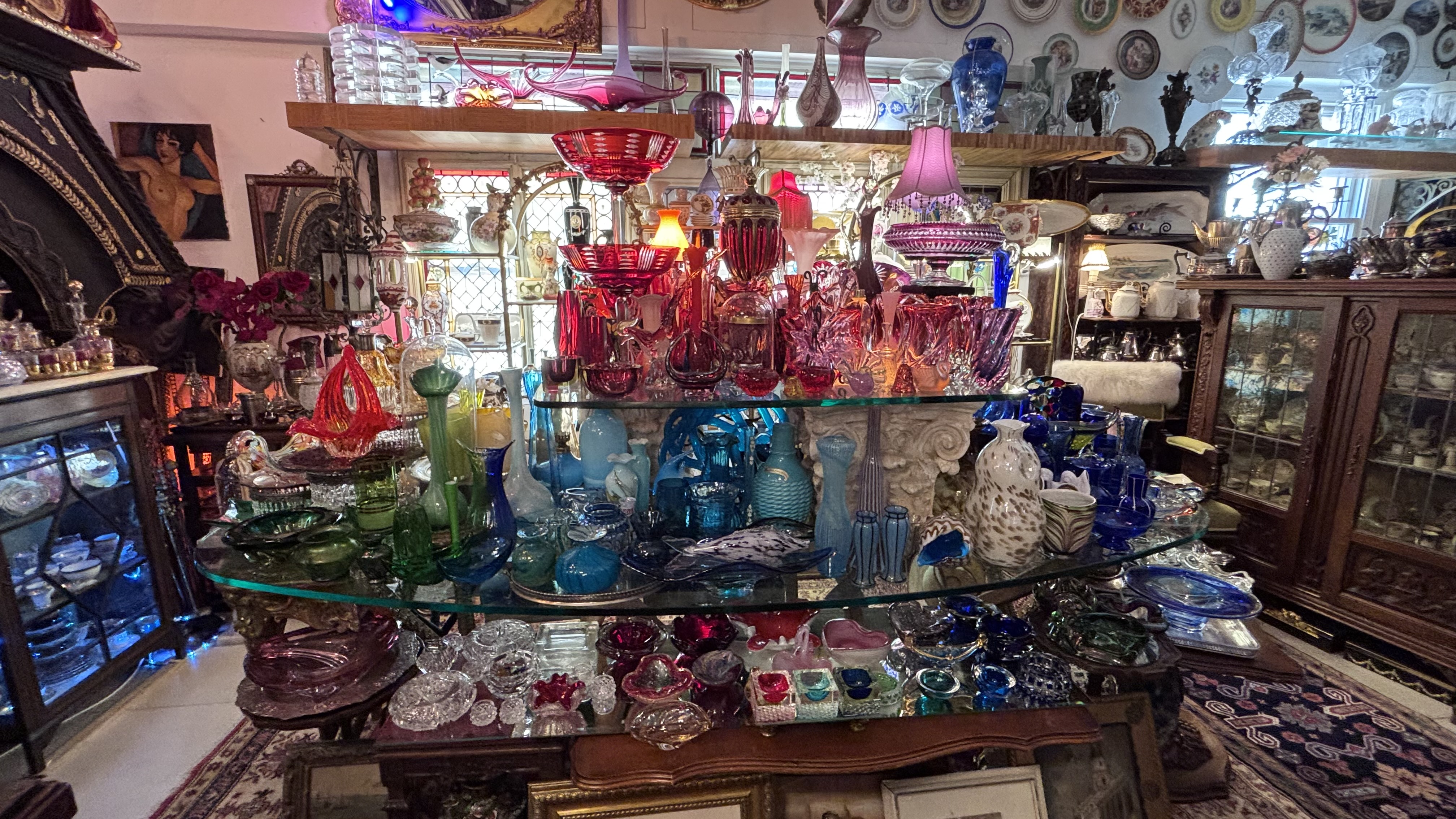 A panoramic interior view of Yossi Harari's Maison in Jaffa